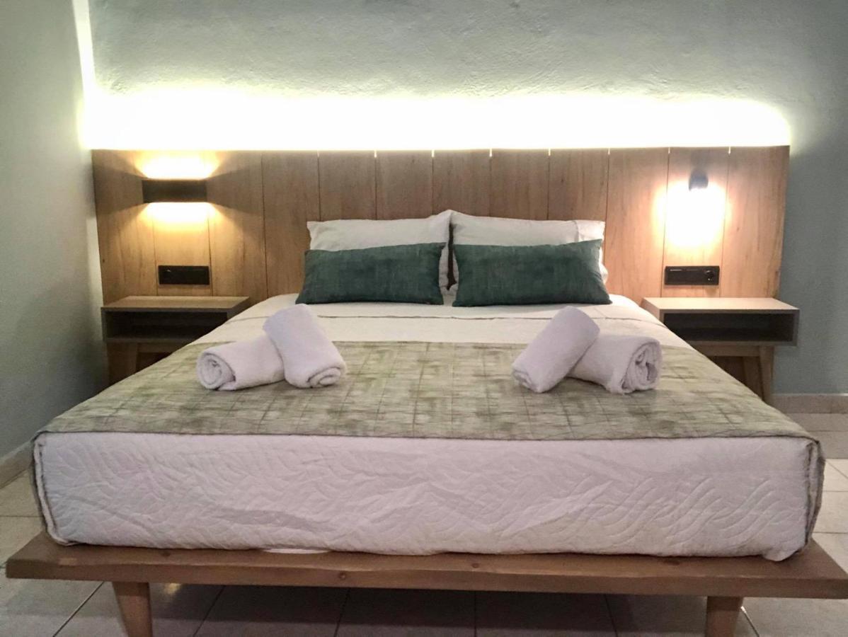 Poledas Apartments Jeorjoúpoli Eksteriør bilde
