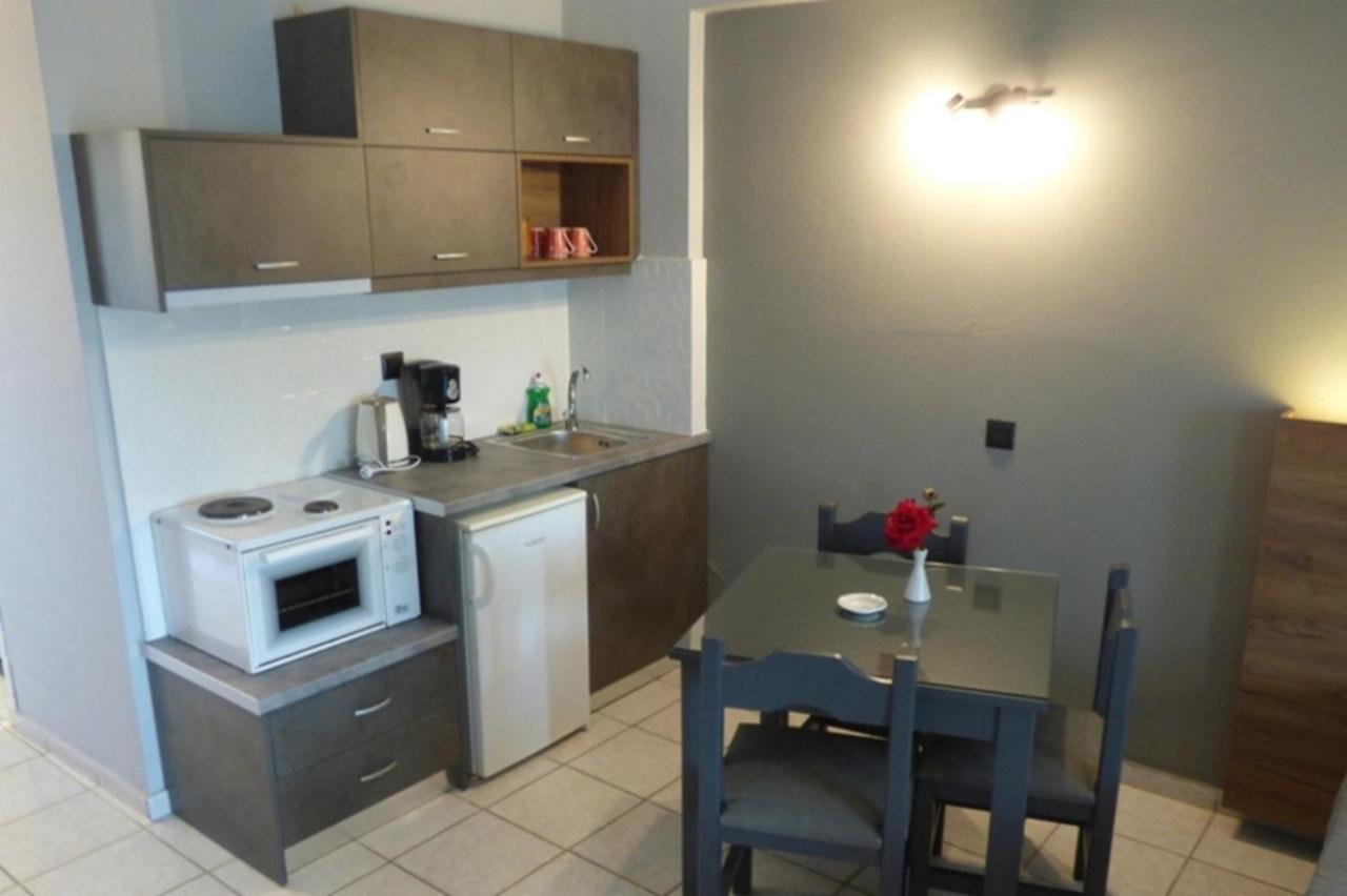 Poledas Apartments Jeorjoúpoli Eksteriør bilde